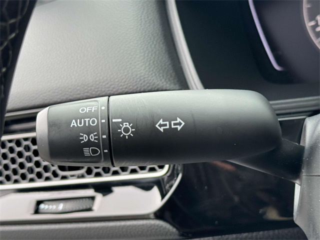 2025 Honda Civic Hatchback Sport photo 18