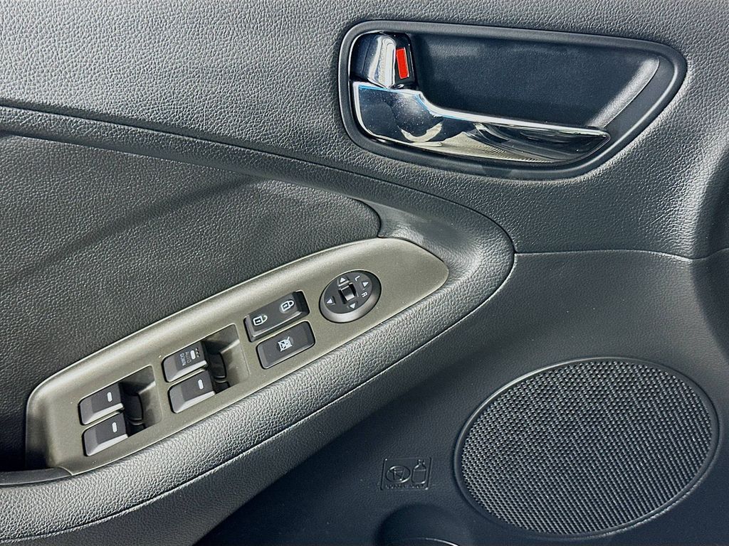 2016 Kia Forte LX photo 13