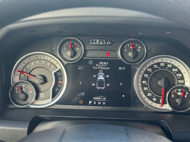 2016 Ram 1500 Express photo 27
