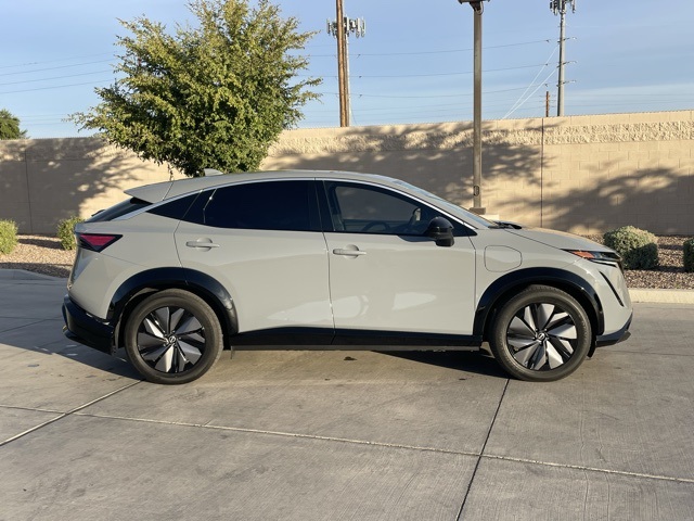 2024 Nissan ARIYA Engage Evolve+ Empower photo 2