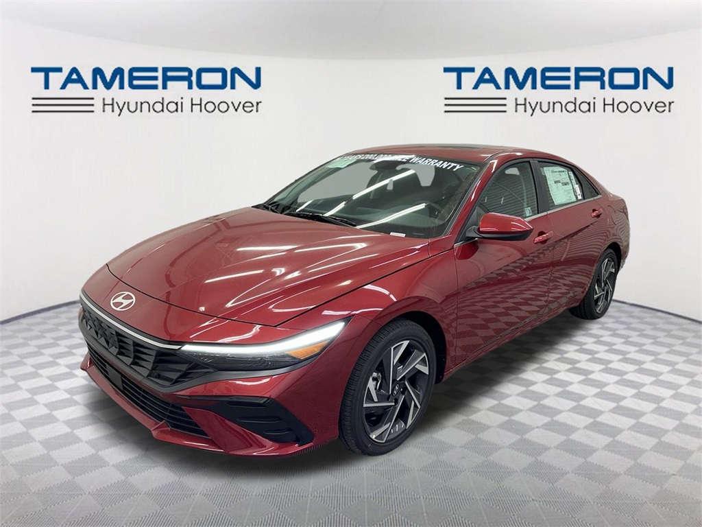 2025 Hyundai Elantra SEL's photo