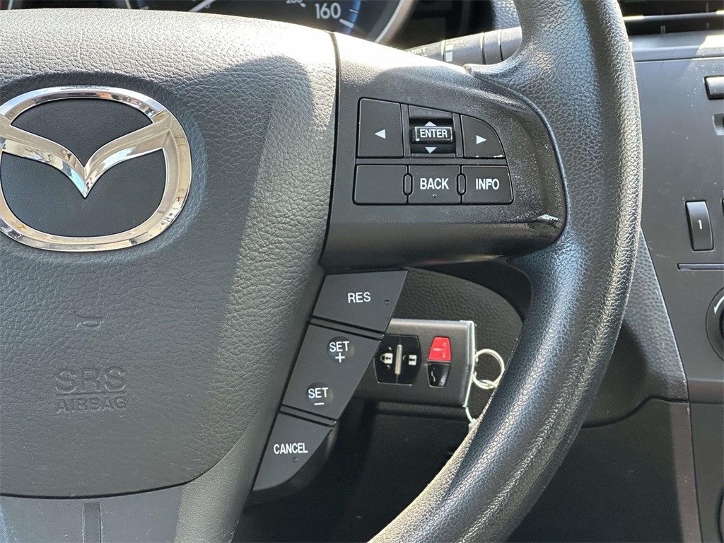 2013 Mazda Mazda3 i Sport photo 22