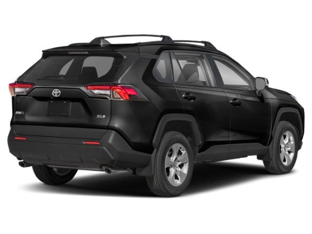 Used 2022 Toyota RAV4 XLE with VIN 2T3P1RFV0NC318448 for sale in Northfield, Minnesota