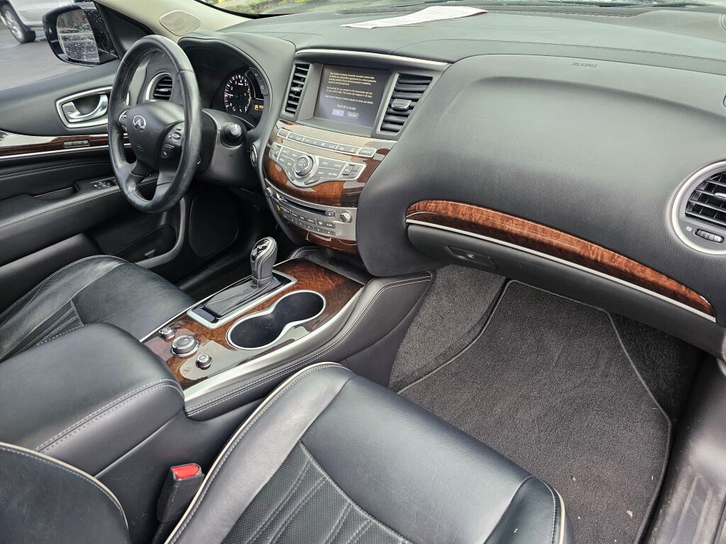 2017 Infiniti QX60 Luxe photo 11