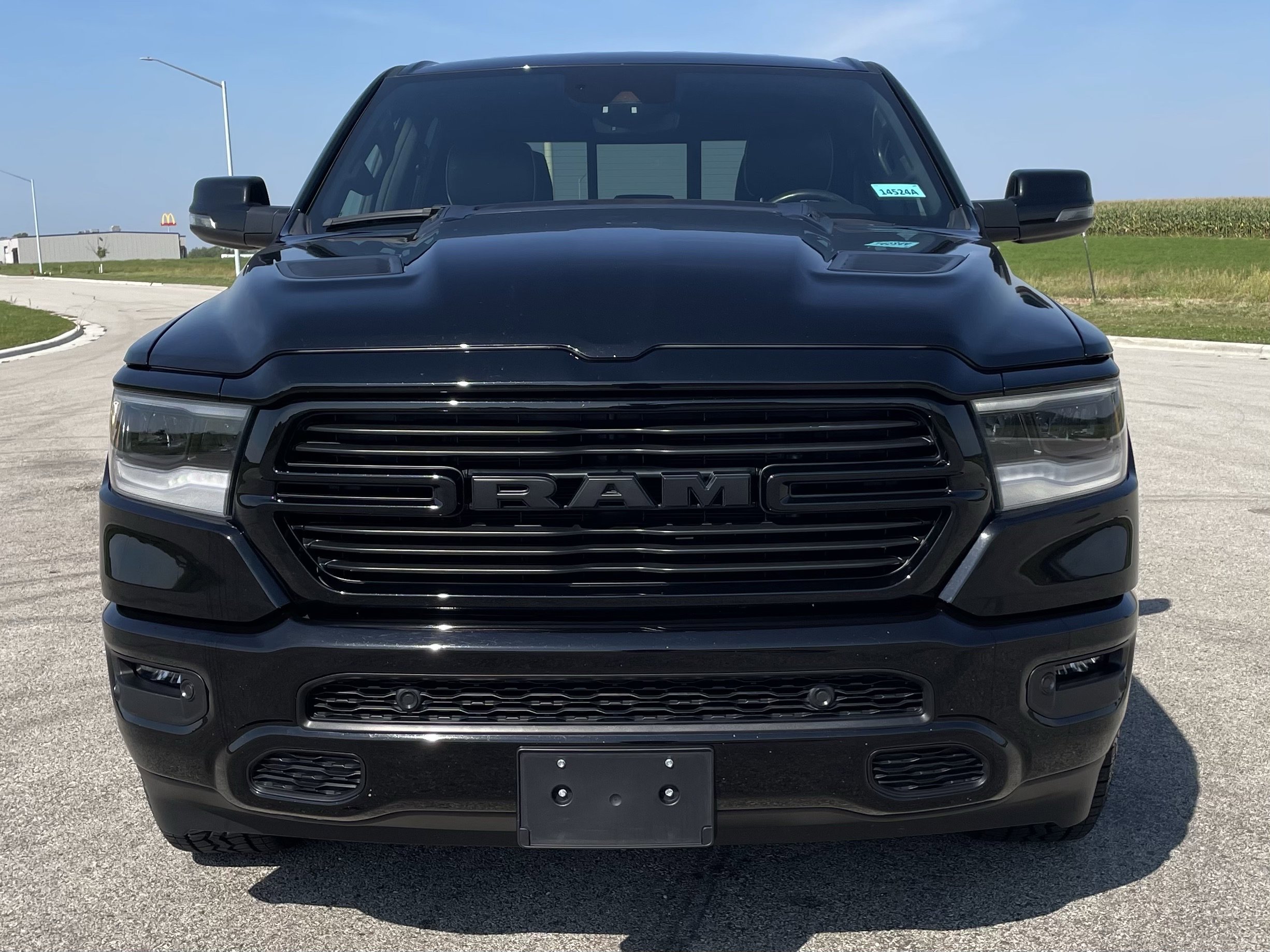 2023 Ram 1500 Laramie photo 8