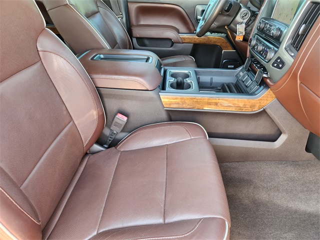 2015 Chevrolet Silverado 1500 High Country photo 12