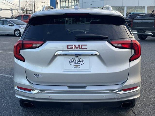 2020 Gmc Terrain Denali photo 4