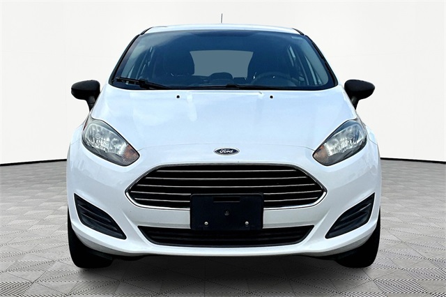 2017 Ford Fiesta SE photo 2