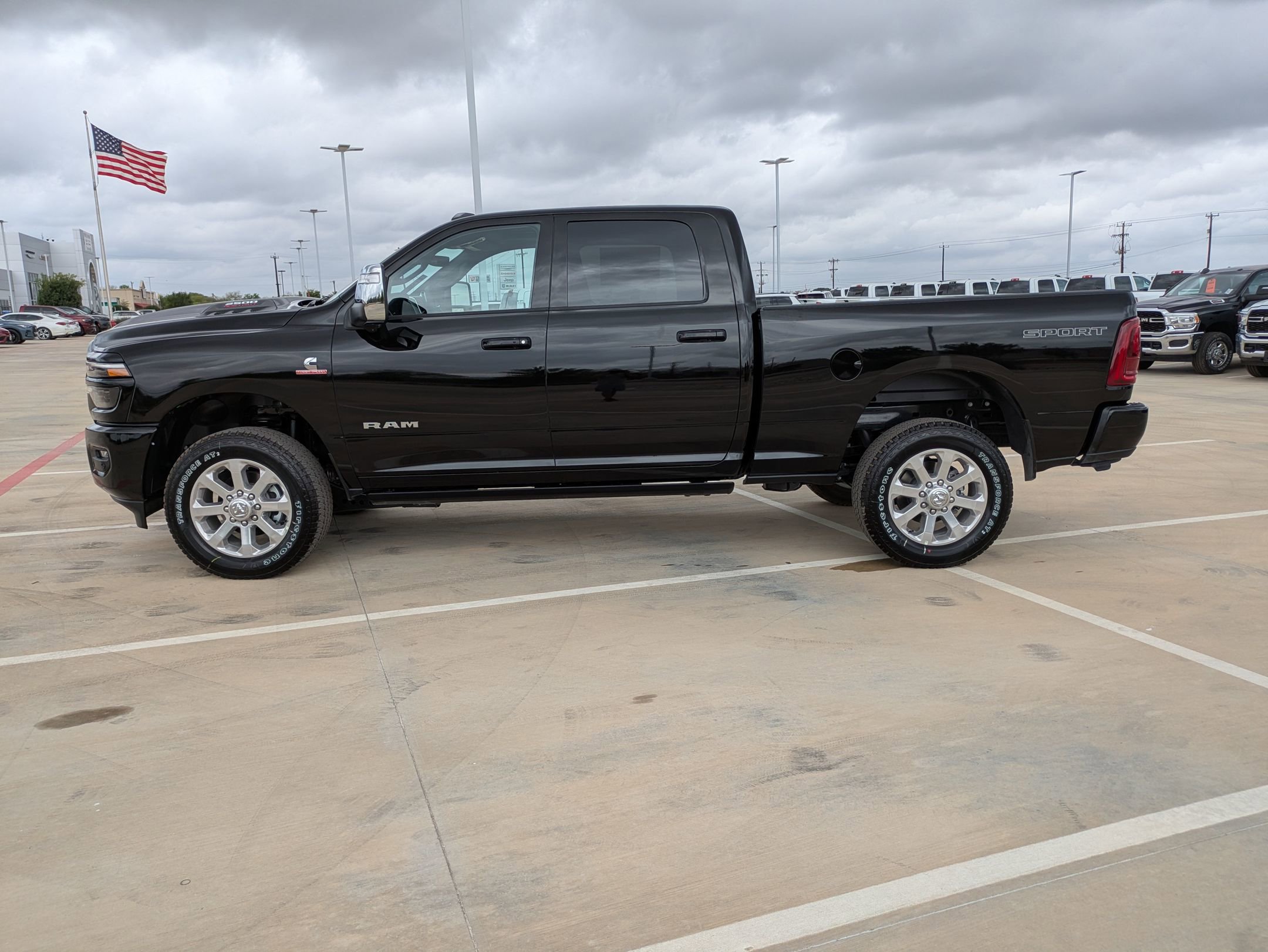 2025 Ram 2500 Laramie photo 6