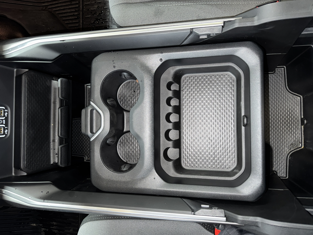 2024 Ram 3500 Big Horn photo 33
