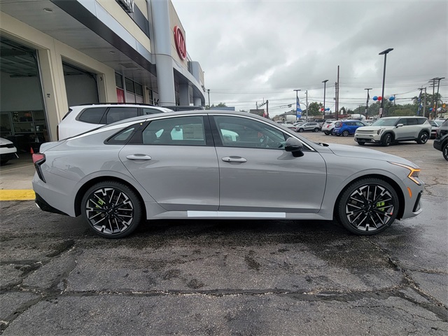 2026 Kia K5 GT photo 2