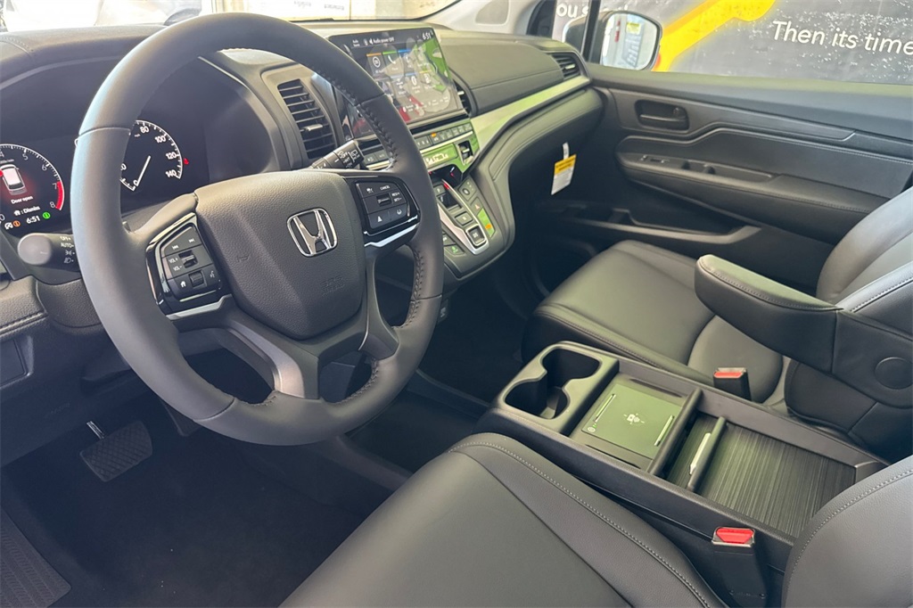 2026 Honda Odyssey EX-L photo 10