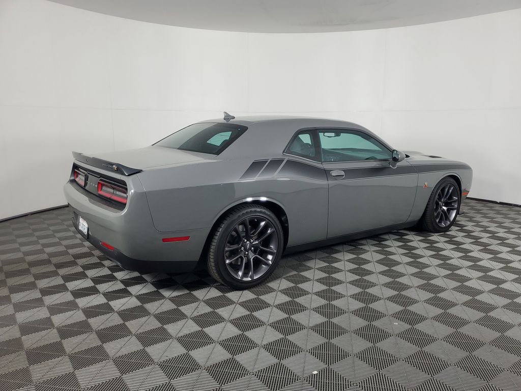 2023 Dodge Challenger R/T Scat Pack photo 4