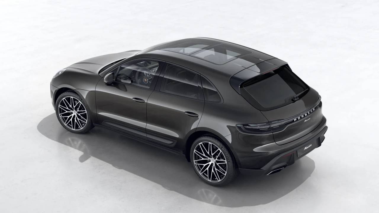 2026 Porsche Macan T photo 4