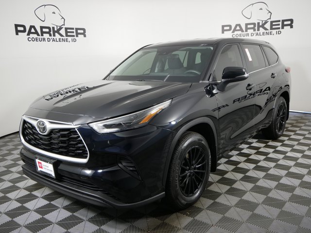 2023 Toyota Highlander L's photo