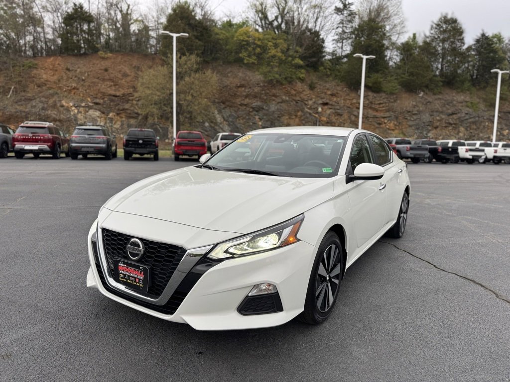 2022 Nissan Altima 2.5 SV photo 3