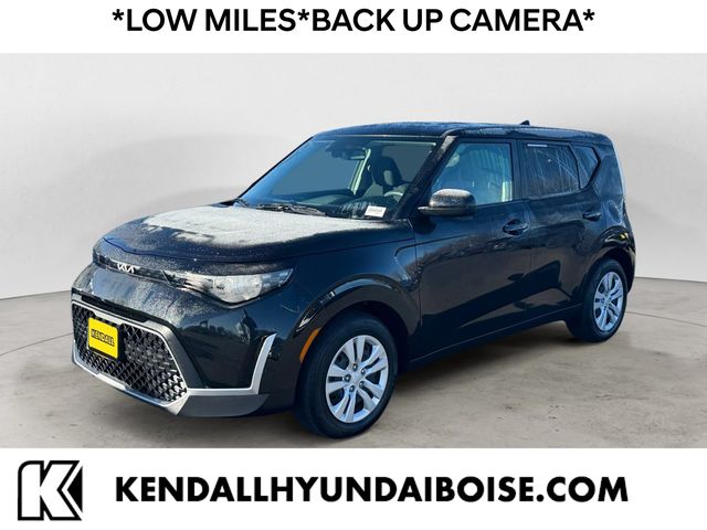 2024 Kia Soul LX's photo