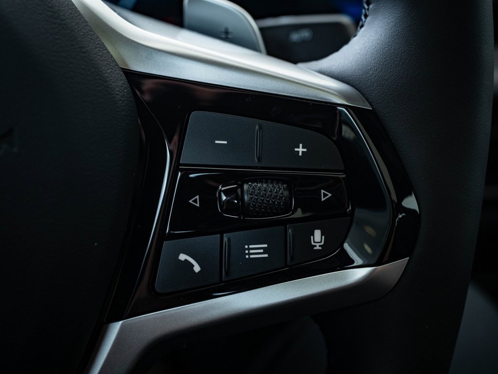 2025 Bmw 330i xDrive Sedan photo 24