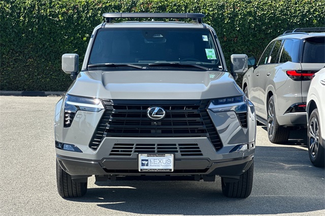 2025 Lexus GX 550 Premium photo 3