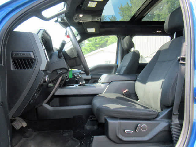 2015 Ford F-150 XLT photo 3