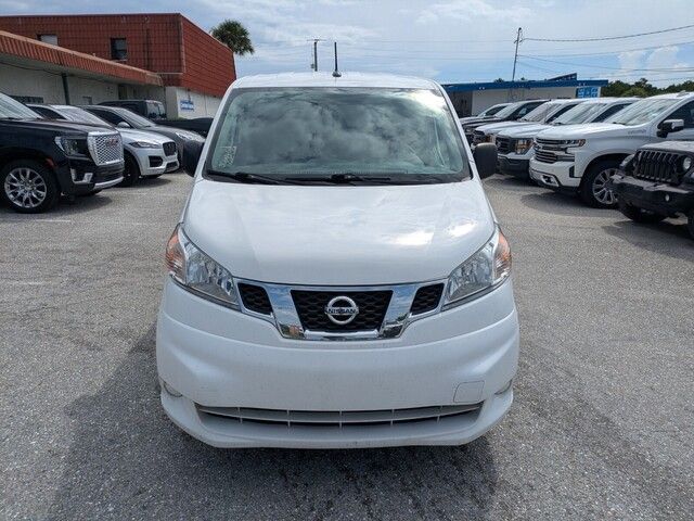 2020 Nissan NV200 SV photo 2