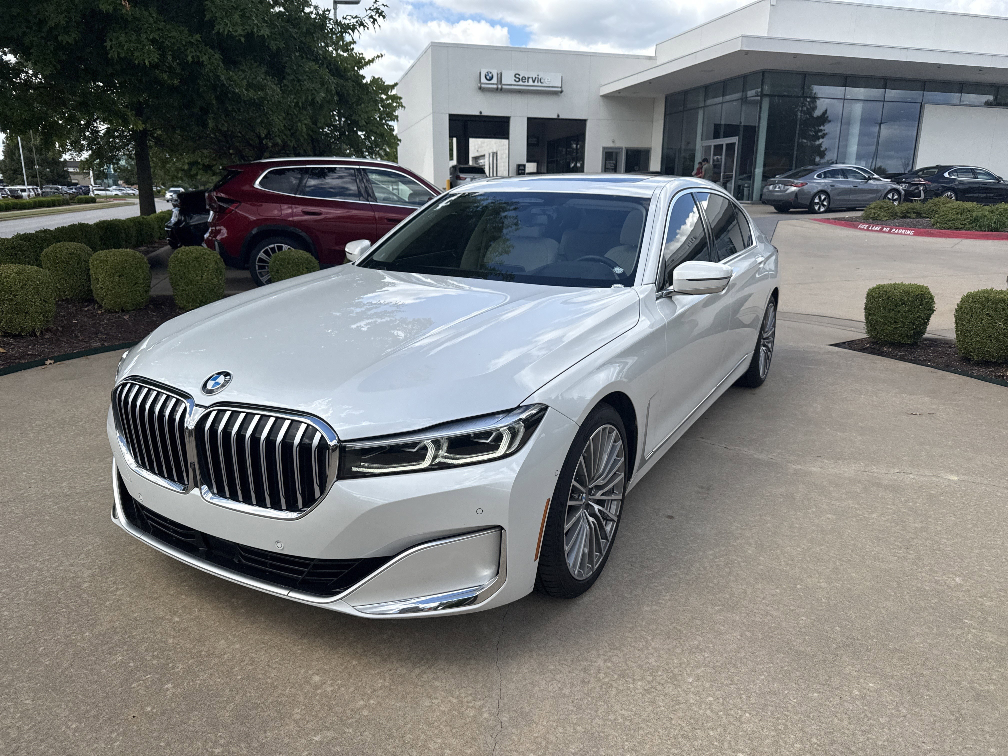 2021 BMW 7 Series 750i's photo