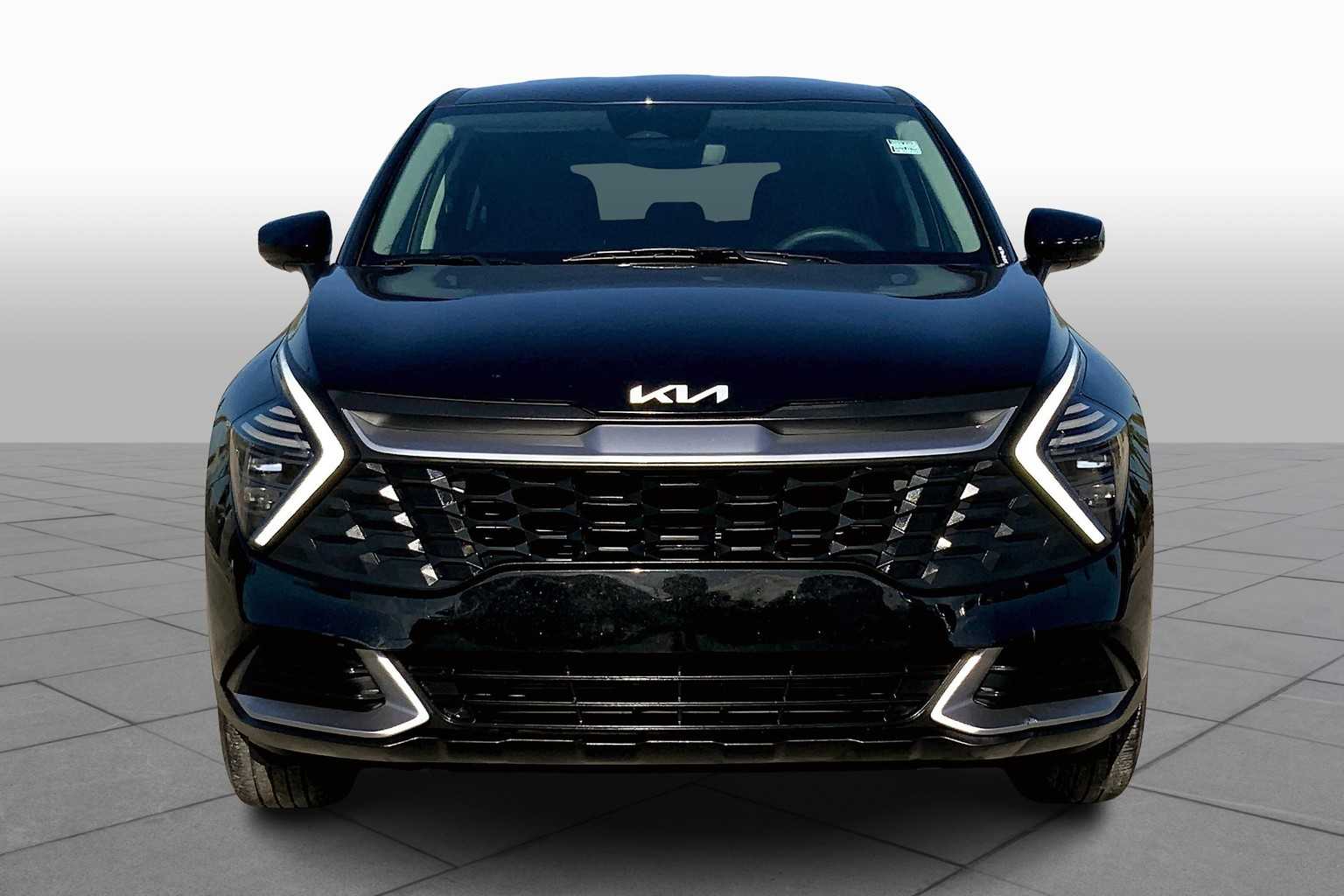 2024 Kia Sportage LX photo 3