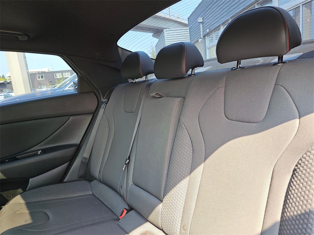 2021 Hyundai Elantra N Line photo 18