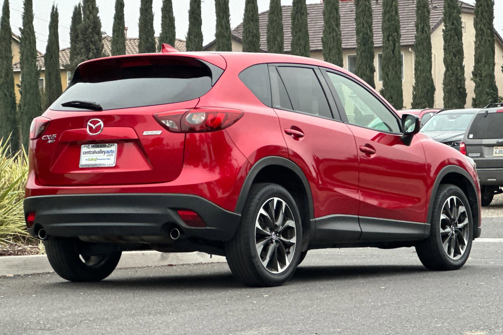 2016 Mazda CX-5 Grand Touring photo 2