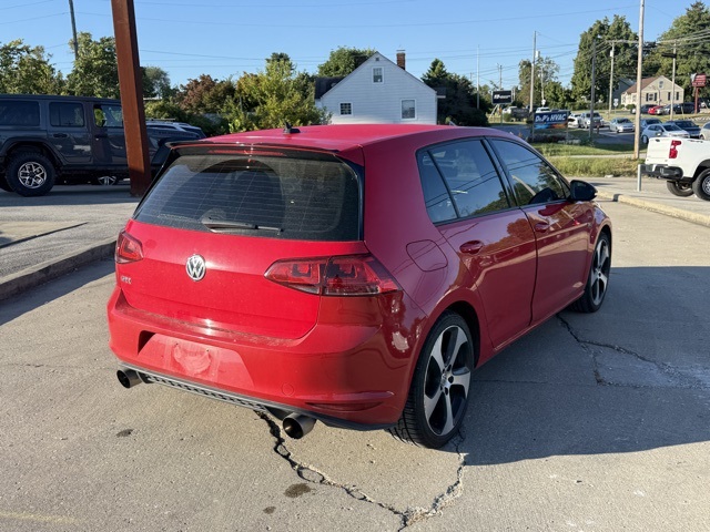 2016 Volkswagen Golf GTI Base SE Autobahn photo 6