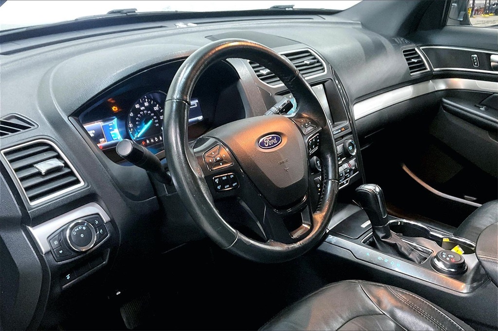 2017 FORD EXPLORER - Image 13