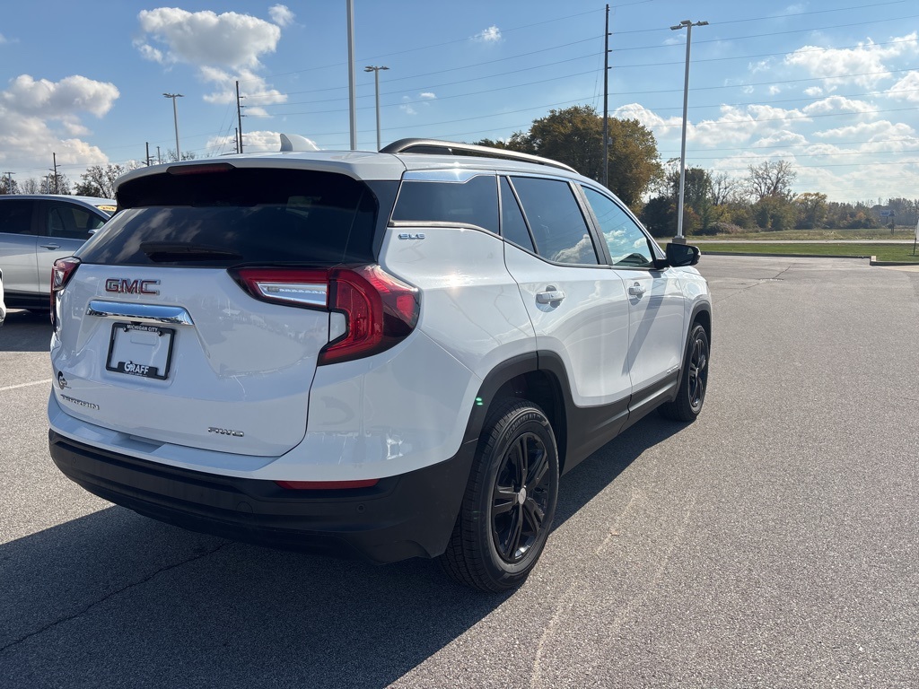 2023 Gmc Terrain SLE photo 4