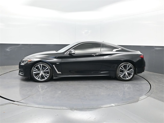 2018 Infiniti Q60 3.0t Luxe photo 2