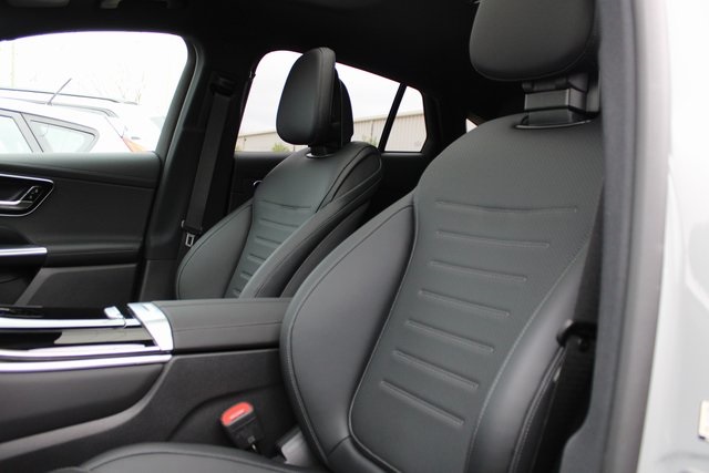 2025 Mercedes Benz GLC 300 4MATIC photo 27
