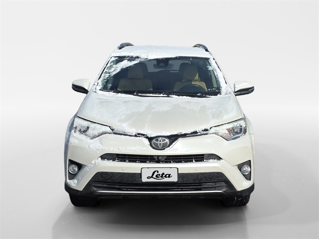 2017 Toyota RAV4 Limited photo 3