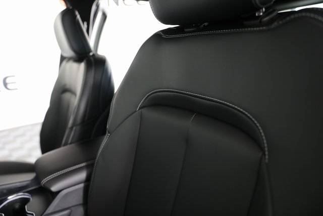 2025 Jeep Grand Cherokee Limited photo 15