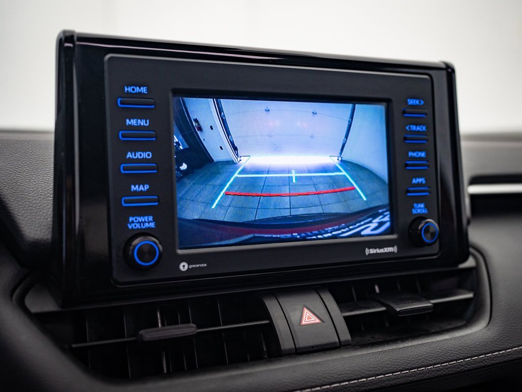 2021 Toyota RAV4 Hybrid XLE photo 31