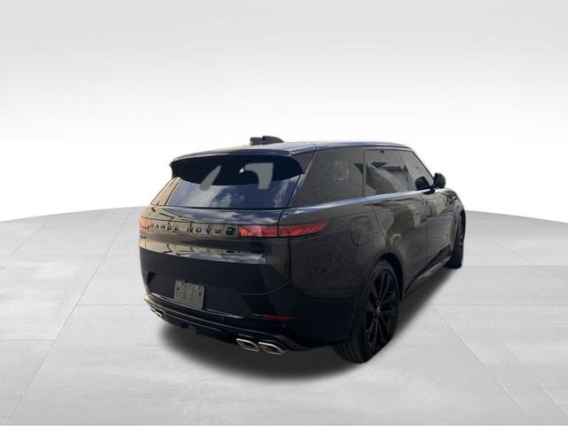 2025 Land Rover Range Rover Sport SE photo 4