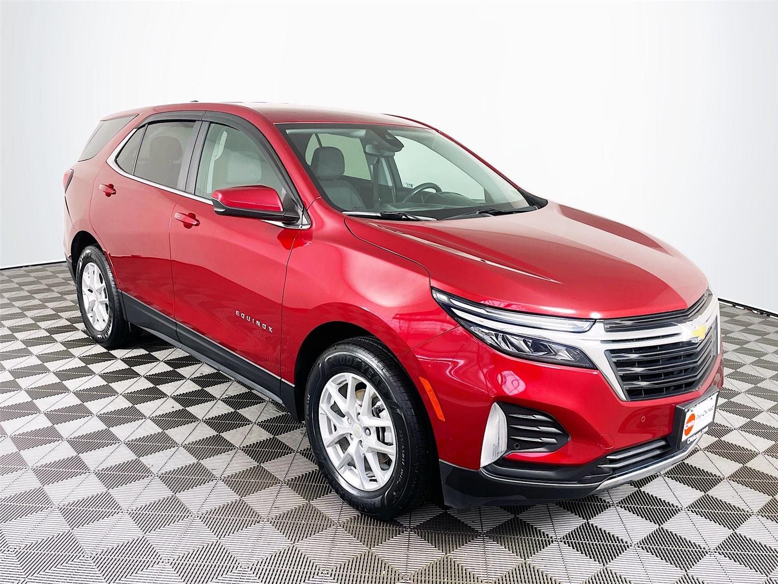 2022 Chevrolet Equinox LT's photo