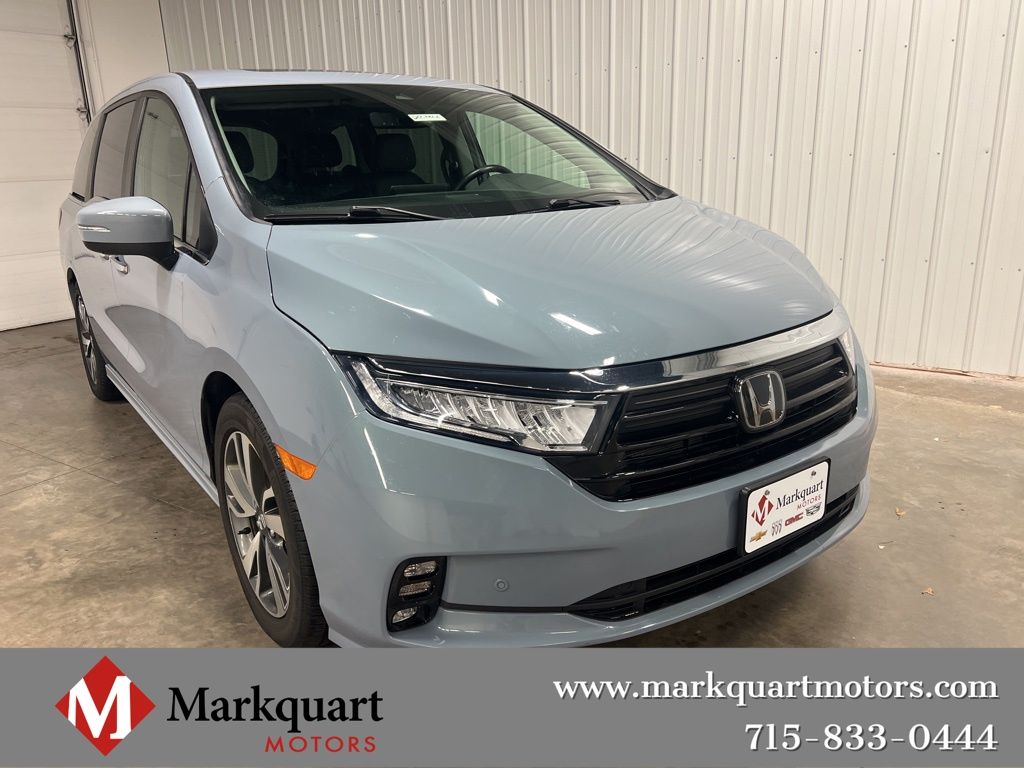 2023 Honda Odyssey Touring's photo