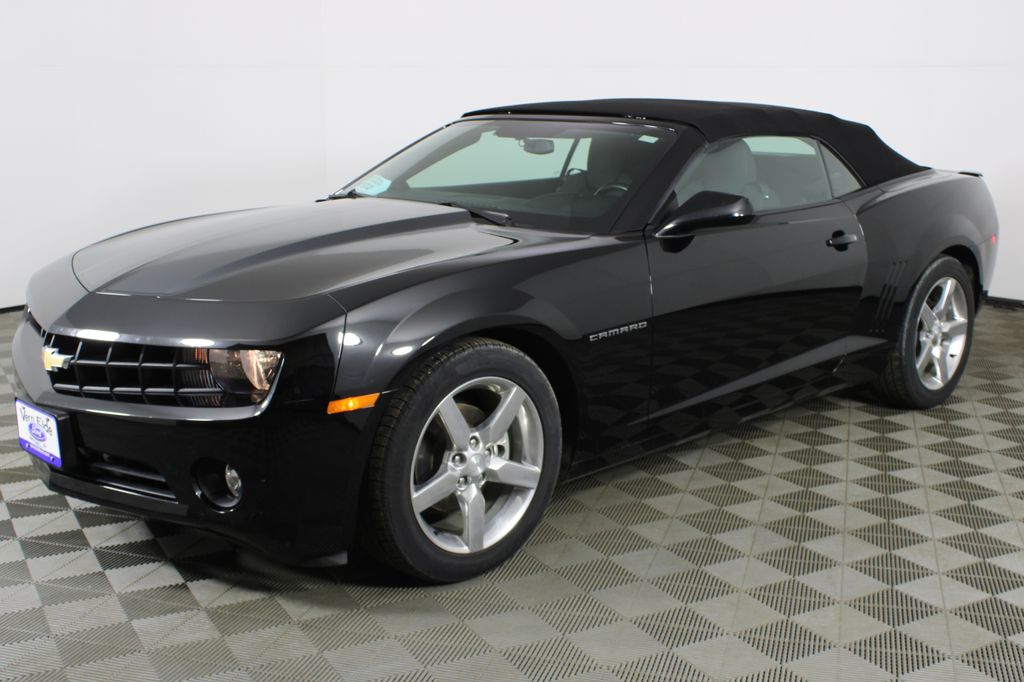 2013 Chevrolet Camaro 1LT photo 4