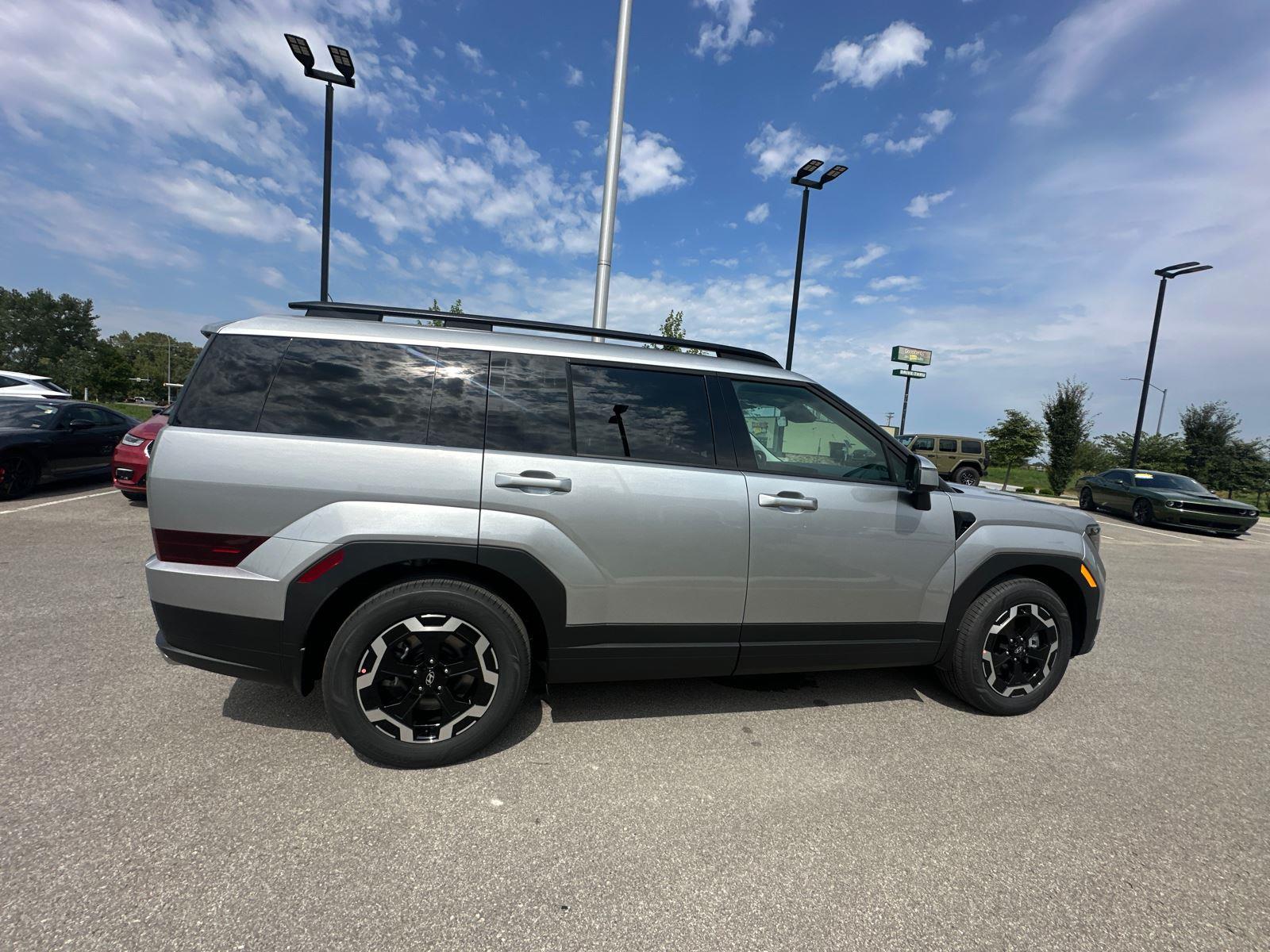 2026 Hyundai Santa Fe SEL photo 2