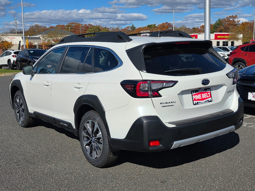 2025 Subaru Outback Limited photo 4