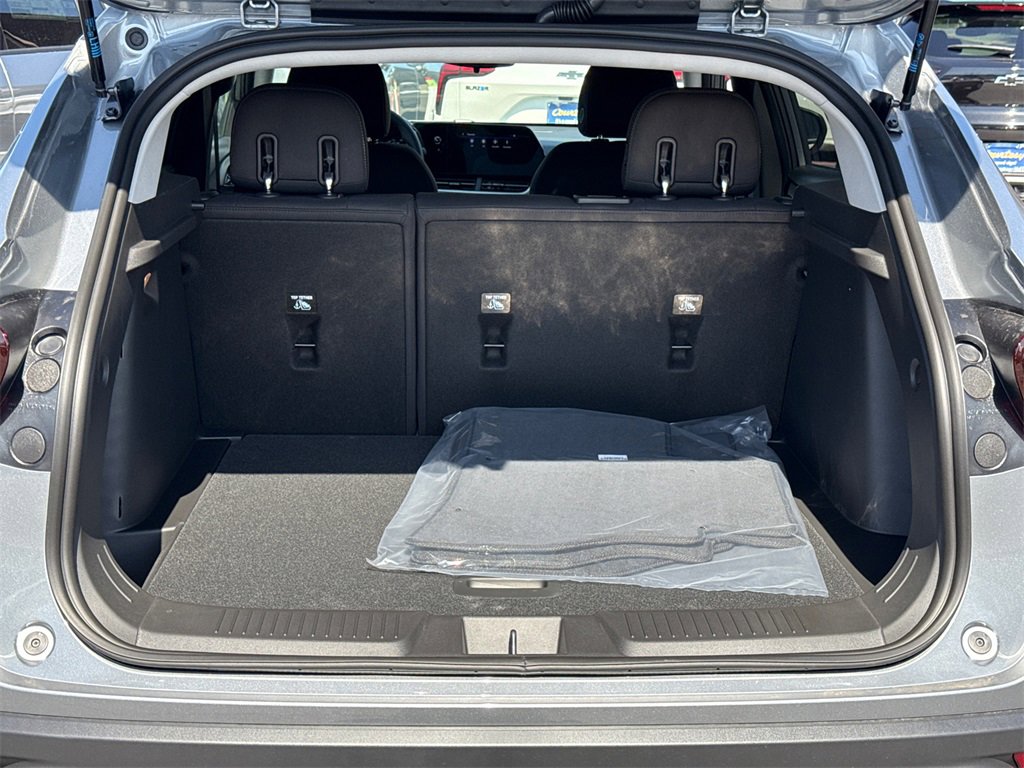 2026 Chevrolet Trax LS photo 3