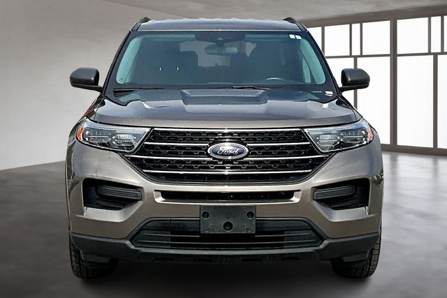 2021 Ford Explorer XLT photo 3