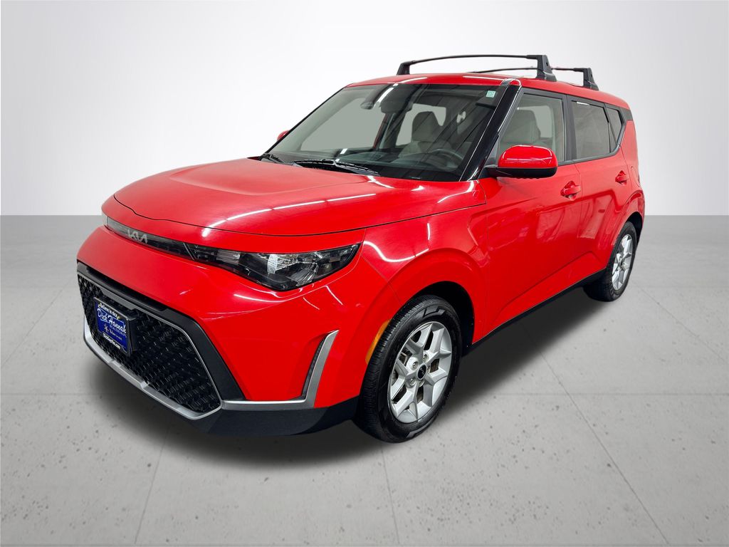 2023 Kia Soul LX photo 2