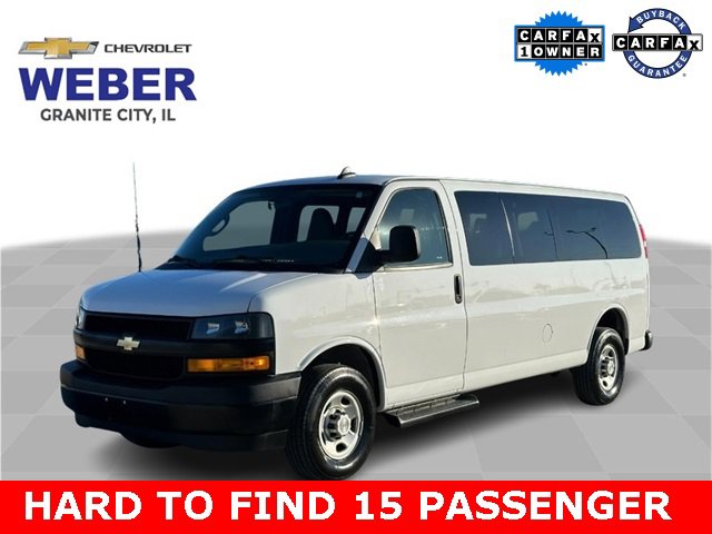 2023 Chevrolet Express Passenger LS's photo