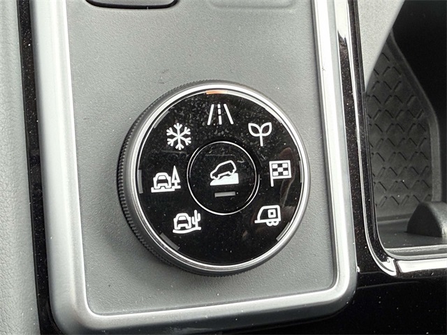 2025 Nissan Pathfinder SL photo 29