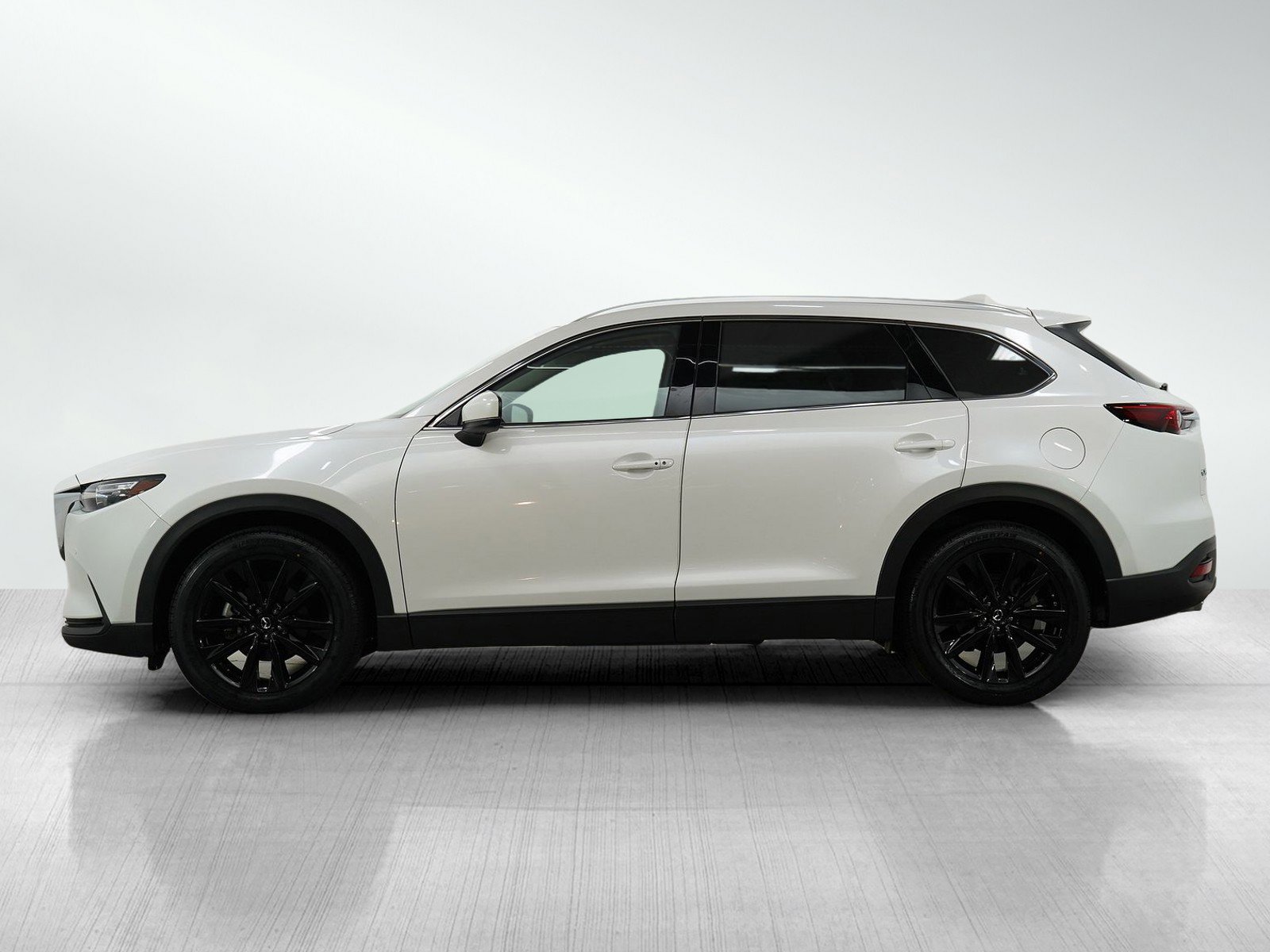 Used 2022 Mazda CX-9 Touring Plus with VIN JM3TCBAY5N0628543 for sale in Burnsville, Minnesota
