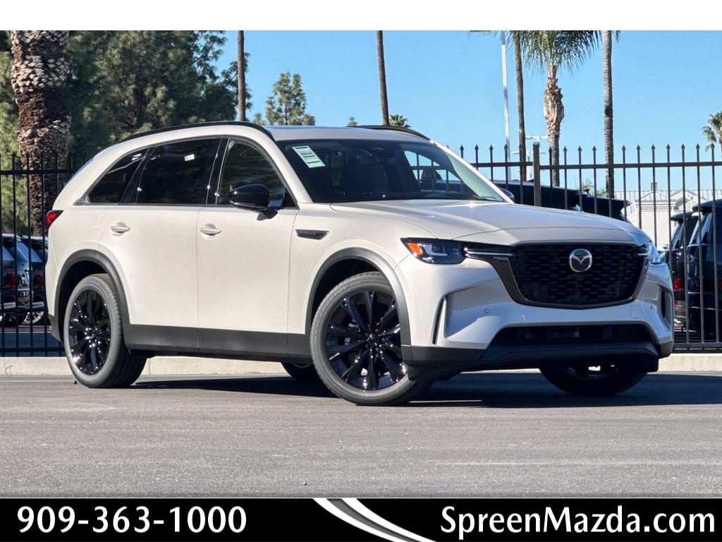 2026 Mazda CX-90 Premium Package's photo